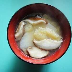 かぶと椎茸の味噌汁